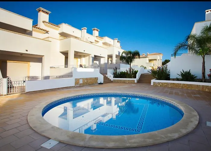 Adrian & Brian 빌라