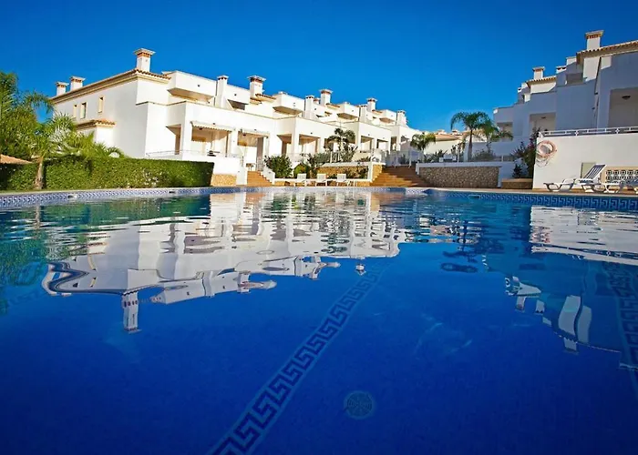 Adrian & Brian Willa Albufeira